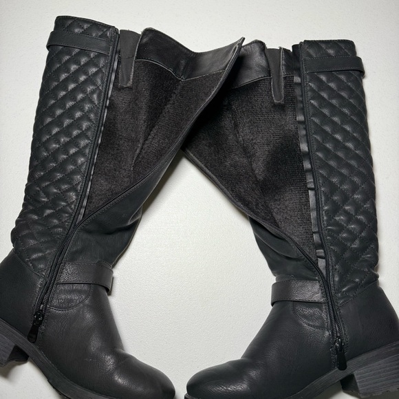 BLACK FAUX LEATHER BOOTS WOMENS 6.5 GOLD ZIPPER RIDING BIKER BUCKLE - Picture 13 of 16